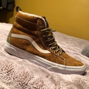 Vintage high top vans size 9 women’s 7.5 men’s